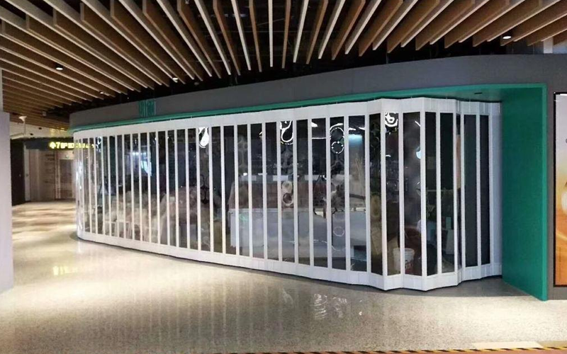 Polycarbonate Sliding Folding