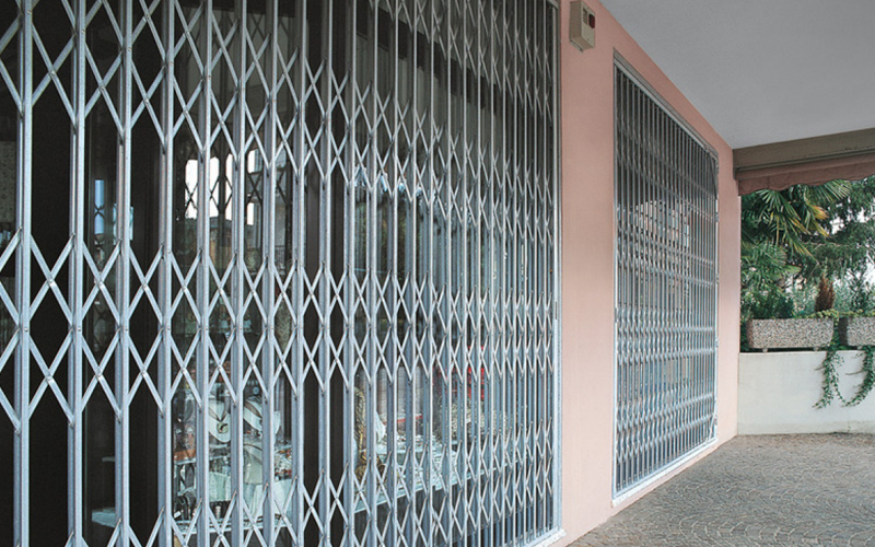 Best Collapsible Gates Fabricators In Delhi